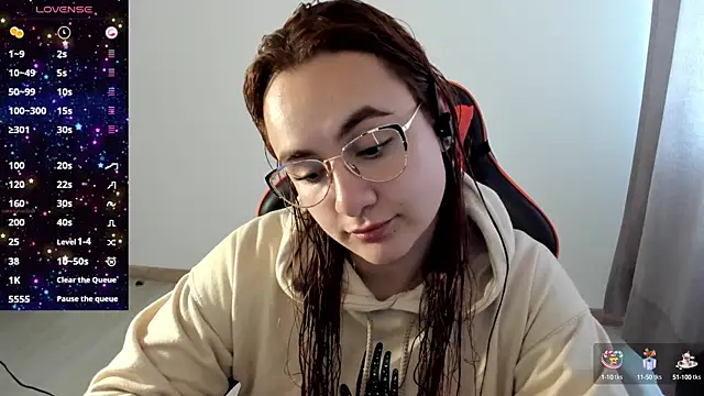 maryluna95 online show from October 2025 05:12:02 PM