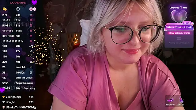 Snapshot of CoolTatis chatting on January 2025 05:49:01 PM CoolTatis online show from January 2025 05:49:01 PM