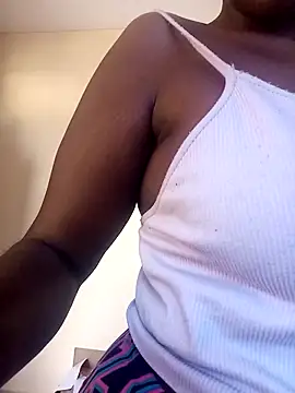 zainabsmile online show from December 2025 11:19:01 AM