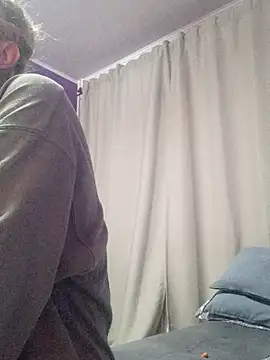 Snapshot of BritneyHudson chatting on October 2025 02:01:02 AM BritneyHudson online show from October 2025 02:01:02 AM