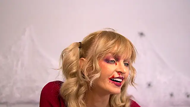 Snapshot of BritneyHudson chatting on October 2025 04:57:02 AM BritneyHudson online show from October 2025 04:57:02 AM