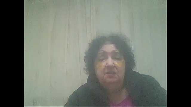 Snapshot of maturekorine chatting on November 2025 06:10:02 PM maturekorine online show from November 2025 06:10:02 PM