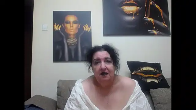 maturekorine online show from April 2026 09:28:02 PM