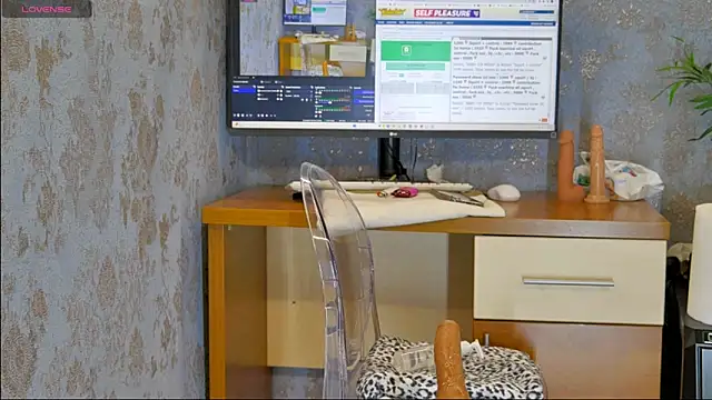 Snapshot of YourBurnWish chatting on March 2025 07:25:02 AM YourBurnWish online show from March 2025 07:25:02 AM