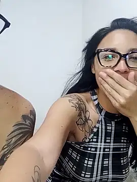 KarameloVzla online show from October 2025 09:54:02 AM