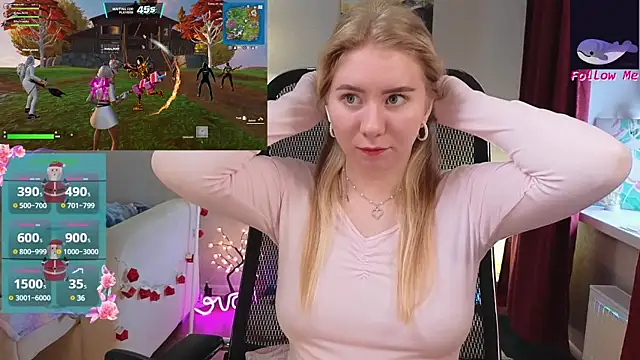 Snapshot of D0nna_ chatting on December 2024 10:40:01 AM D0nna online show from December 2024 10:40:01 AM