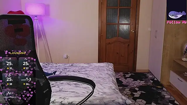 Snapshot of D0nna_ chatting on March 2025 08:26:02 PM D0nna online show from March 2025 08:26:02 PM