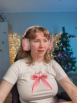 Snapshot of D0nna_ chatting on December 2025 12:29:01 AM D0nna online show from December 2025 12:29:01 AM