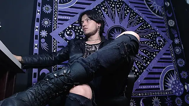 Dicaprioo  online show from January 2025 11:13:01 PM