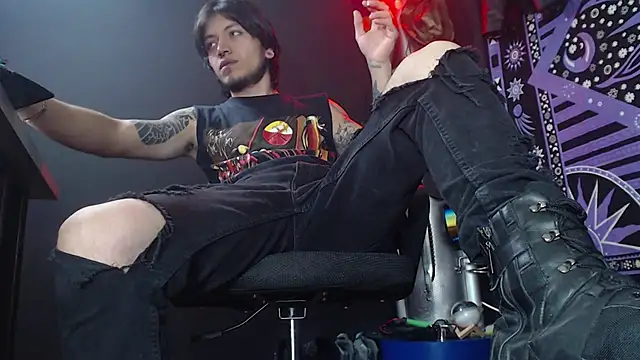 Dicaprioo  online show from March 2025 05:18:01 PM