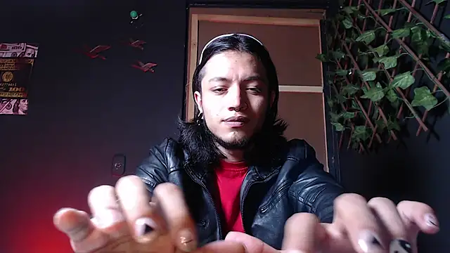 Dicaprioo  online show from October 2025 03:29:01 AM