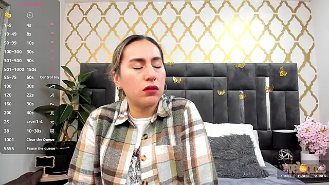 RubbyTaylor online show from October 2025 02:36:01 PM