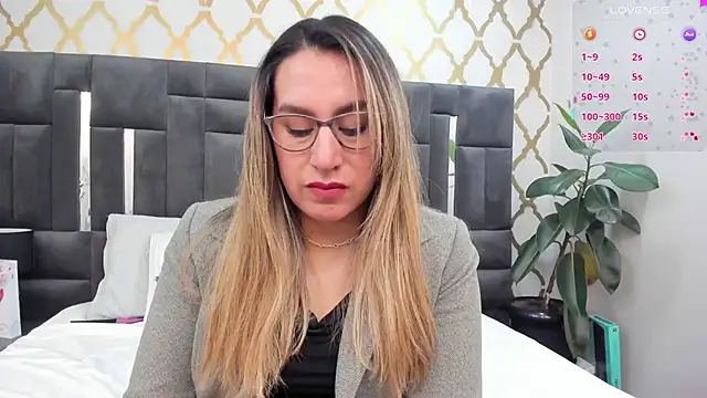 RubbyTaylor online show from June 2026 02:40:01 PM