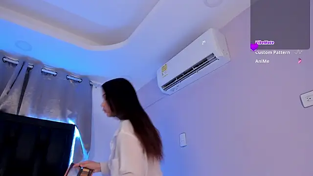 Elsalombardi  online show from December 2025 12:11:02 PM