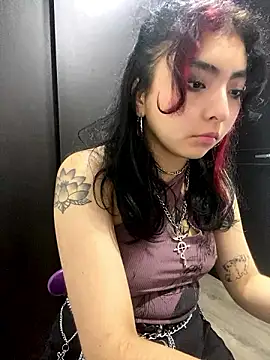 Snapshot of _Gothiccbitch_ chatting on December 2024 07:10:01 AM Gothiccbitch online show from December 2024 07:10:01 AM