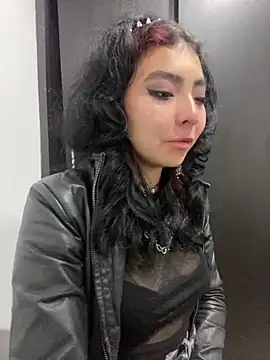 Snapshot of _Gothiccbitch_ chatting on December 2024 06:00:01 AM Gothiccbitch online show from December 2024 06:00:01 AM