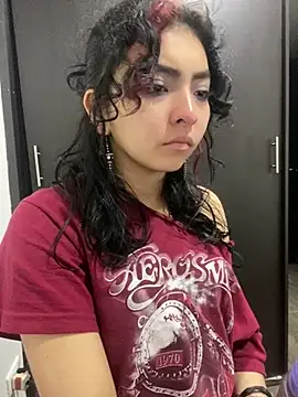 Snapshot of _Gothiccbitch_ chatting on December 2024 10:17:01 AM Gothiccbitch online show from December 2024 10:17:01 AM