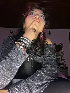 Snapshot of _Gothiccbitch_ chatting on January 2025 05:34:01 AM Gothiccbitch online show from January 2025 05:34:01 AM