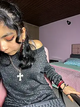 Snapshot of _Gothiccbitch_ chatting on January 2025 04:01:01 AM Gothiccbitch online show from January 2025 04:01:01 AM