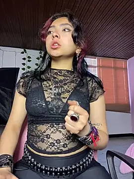 Snapshot of _Gothiccbitch_ chatting on February 2025 10:11:01 PM Gothiccbitch online show from February 2025 10:11:01 PM
