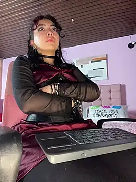 Snapshot of _Gothiccbitch_ chatting on February 2025 11:30:02 AM Gothiccbitch online show from February 2025 11:30:02 AM