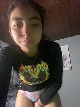 Snapshot of _Gothiccbitch_ chatting on March 2025 03:02:02 AM Gothiccbitch online show from March 2025 03:02:02 AM