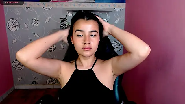 Snapshot of Linda_Mattel chatting on February 2025 03:10:02 PM Linda Mattel online show from February 2025 03:10:02 PM