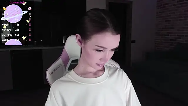 sweetiebones online show from February 2025 02:12:01 PM