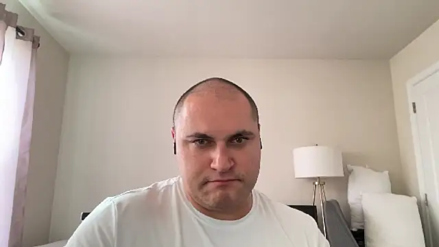 SluggishChase99 online show from November 2025 05:26:01 PM