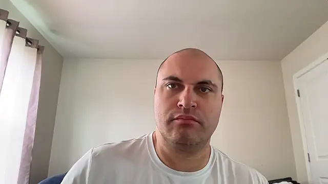 SluggishChase99 online show from April 2026 04:22:01 PM