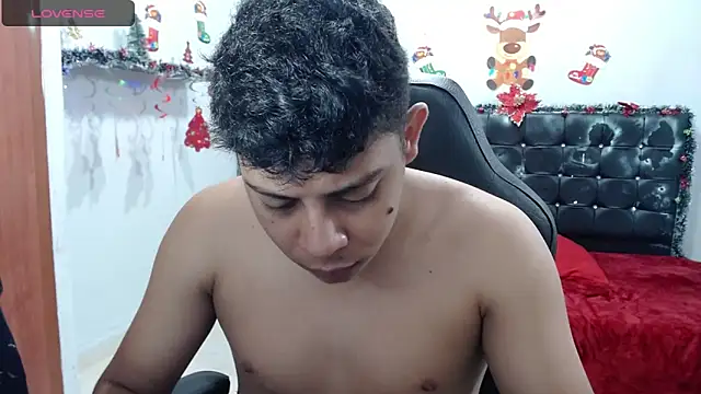 Snapshot of Wiiliam_20 chatting on January 2025 01:47:01 PM Wiiliam 20 online show from January 2025 01:47:01 PM