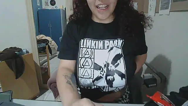 bbyedarling online show from October 2025 03:07:02 AM