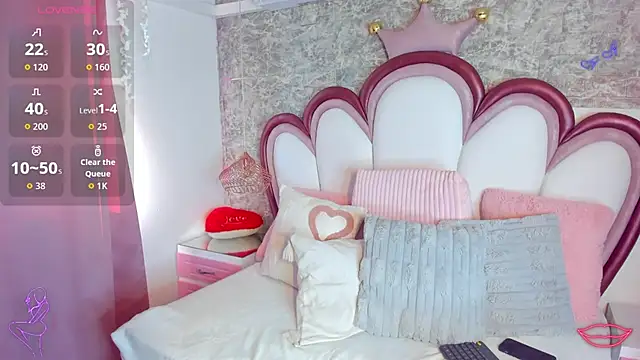 Snapshot of EmmaCrush chatting on April 2026 09:19:01 PM EmmaCrush online show from April 2026 09:19:01 PM