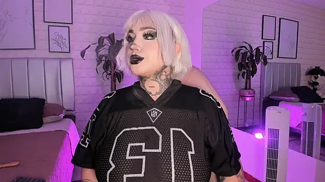 bella-green online show from November 2025 07:13:01 PM