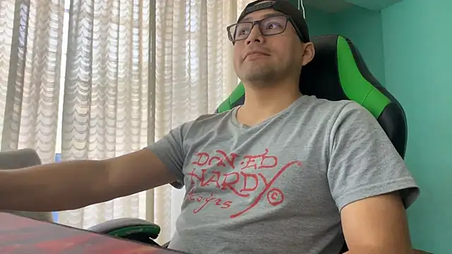 Snapshot of Allen_ibe chatting on October 2025 05:35:02 PM Allen ibe online show from October 2025 05:35:02 PM