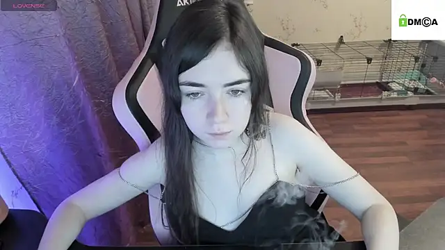 Snapshot of Crazy_forest_fairy chatting on December 2024 02:24:01 AM Crazy forest fairy online show from December 2024 02:24:01 AM