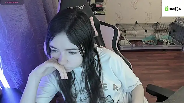 Snapshot of Crazy_forest_fairy chatting on February 2025 01:14:01 AM Crazy forest fairy online show from February 2025 01:14:01 AM