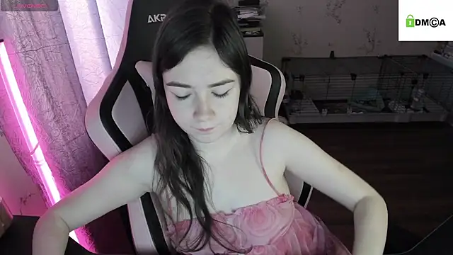 Snapshot of Crazy_forest_fairy chatting on February 2025 02:35:02 PM Crazy forest fairy online show from February 2025 02:35:02 PM