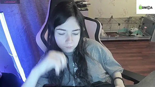 Snapshot of Crazy_forest_fairy chatting on March 2025 04:34:02 AM Crazy forest fairy online show from March 2025 04:34:02 AM