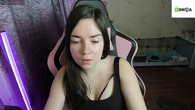 Snapshot of Crazy_forest_fairy chatting on October 2025 04:59:02 AM Crazy forest fairy online show from October 2025 04:59:02 AM