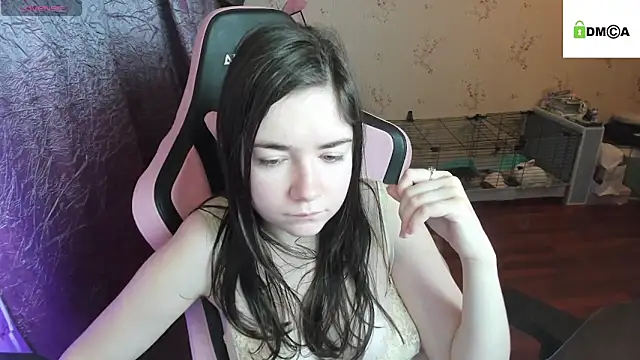 Snapshot of Crazy_forest_fairy chatting on November 2025 11:36:02 PM Crazy forest fairy online show from November 2025 11:36:02 PM