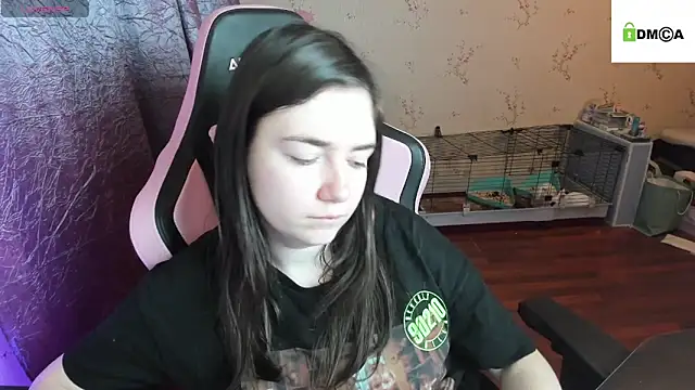 Snapshot of Crazy_forest_fairy chatting on November 2025 02:10:02 AM Crazy forest fairy online show from November 2025 02:10:02 AM