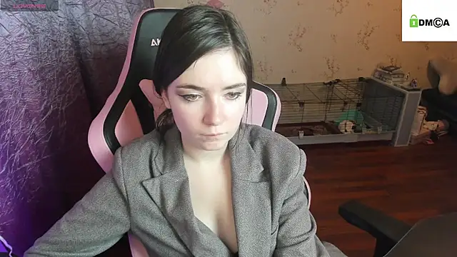 Snapshot of Crazy_forest_fairy chatting on November 2025 11:17:01 PM Crazy forest fairy online show from November 2025 11:17:01 PM