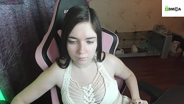 Snapshot of Crazy_forest_fairy chatting on November 2025 10:56:01 PM Crazy forest fairy online show from November 2025 10:56:01 PM