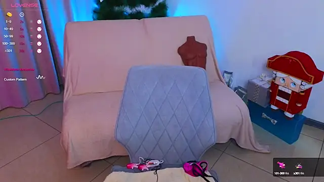 Hayle Hill online show from December 2024 08:09:02 AM