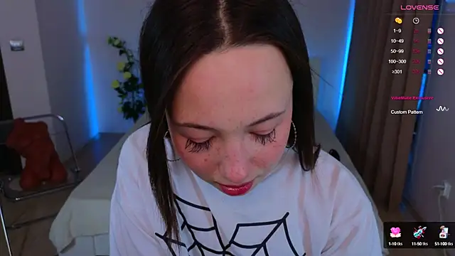 Hayle Hill online show from January 2025 05:45:02 AM