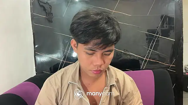 hoenika online show from February 2026 12:52:01 PM