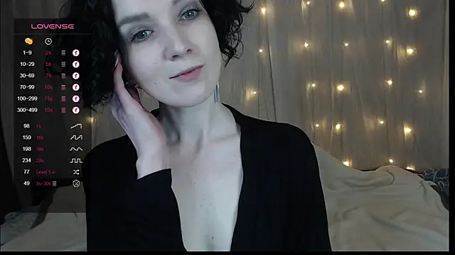 TinaWince online show from December 2024 04:33:02 AM