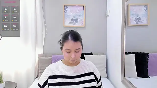  alaiasmile  online show from November 2025 07:13:01 PM