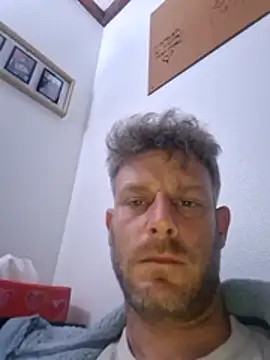 Snapshot of Jonjon3669 chatting on April 2026 11:04:01 PM Jonjon3669 online show from April 2026 11:04:01 PM